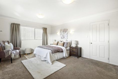Photo of property in 3/41 Okura River Road, Okura, Albany, 0792