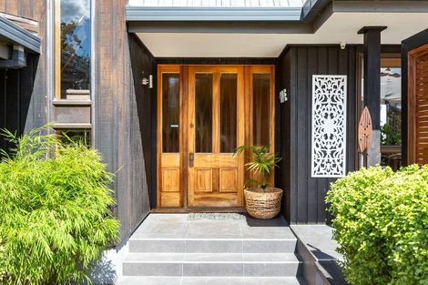 Photo of property in 33 St Annes Crescent, Wattle Downs, Auckland, 2103