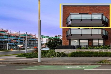 Photo of property in 3/22 Kerewhenua Crescent, Hobsonville, 0616