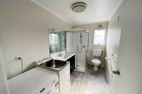 Photo of property in 36 Seaward Place, Wattle Downs, Auckland, 2103