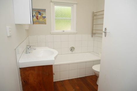 Photo of property in 179 Raumati Road, Raumati Beach, Paraparaumu, 5032