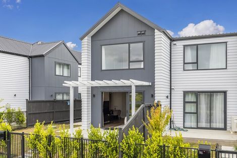 Photo of property in 148 Vintry Drive, Kumeu, 0810