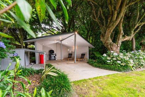 Photo of property in 54 Kohekohe Road, Waikanae, 5036