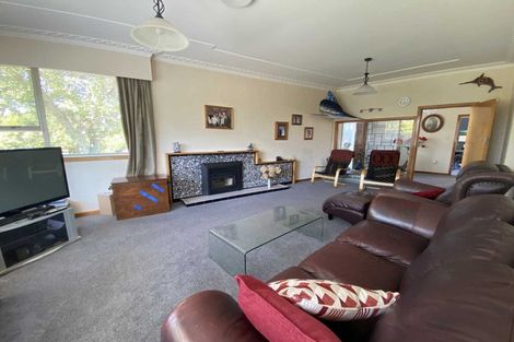 Photo of property in 18 Arthur Road, Paraite, New Plymouth, 4373