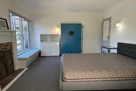 Photo of property in 50 Peter Terrace, Castor Bay, Auckland, 0620