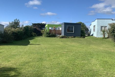 Photo of property in 22 Babbacombe Avenue, Otaki Beach, Otaki, 5512