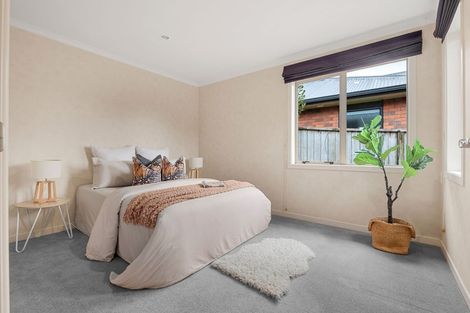 Photo of property in 21 Sovereign Isle Lane, Rototuna, Hamilton, 3210