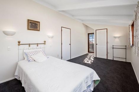 Photo of property in 19 Oregon Drive, Rainbow Point, Taupo, 3330