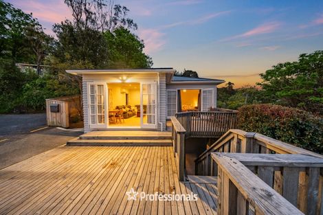 Photo of property in 24 Miromiro Road, Normandale, Lower Hutt, 5010