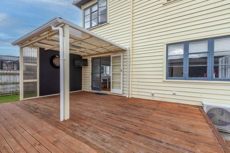 Photo of property in 27 Sladden Street, Naenae, Lower Hutt, 5011