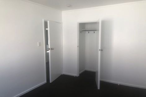 Photo of property in 9 Kotuku Street, Te Atatu Peninsula, Auckland, 0610