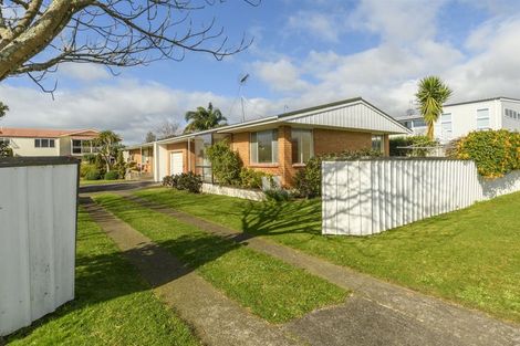 Photo of property in 5a Laing Place, Otumoetai, Tauranga, 3110