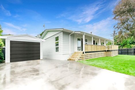 Photo of property in 21 Ruru Street, Waikanae, 5036