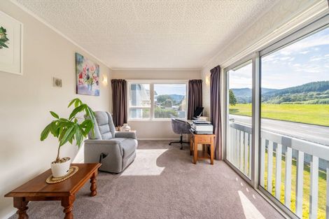 Photo of property in 5 Mcleod Street, Elderslea, Upper Hutt, 5018