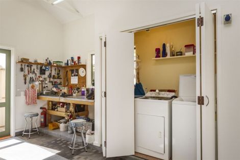 Photo of property in 79 Rangiora Avenue, Roslyn, Palmerston North, 4414