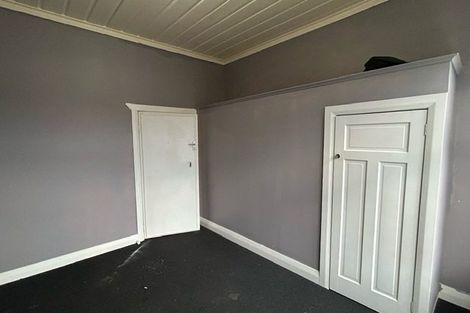 Photo of property in 9 Mahoe Street, Strandon, New Plymouth, 4312