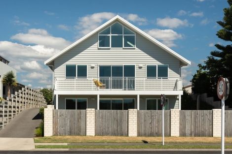 Photo of property in 708a Papamoa Beach Road, Papamoa Beach, Papamoa, 3118