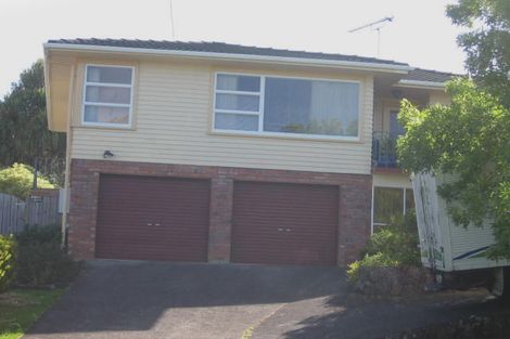 Photo of property in 26 Agincourt Street, Glenfield, Auckland, 0629