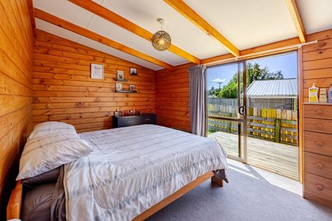 Photo of property in 33 Carruthers Street, Otane, 4202