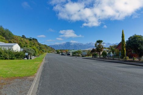 Photo of property in 102 Torquay Street, Kaikoura, 7300