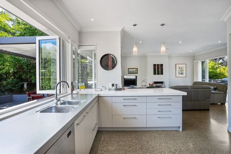 Photo of property in 151a Whangaparaoa Road, Red Beach, 0932