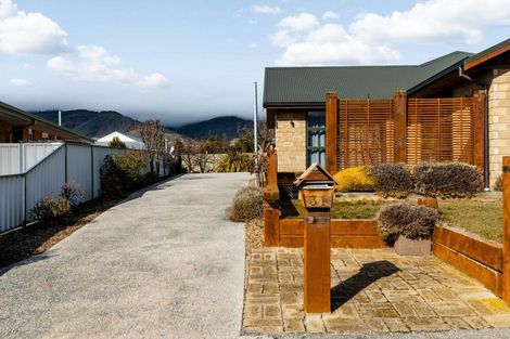 Photo of property in 29 Cairnmuir Crescent, Cromwell, 9310