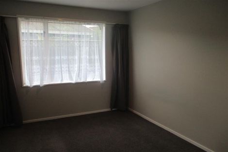 Photo of property in 17c Division Street, Riccarton, Christchurch, 8041