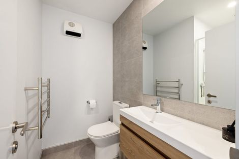 Photo of property in 2/8 New Brighton Road, Shirley, Christchurch, 8061