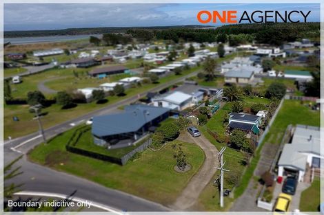 Photo of property in 4 Holben Parade, Foxton Beach, Foxton, 4815