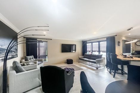 Photo of property in 86 Rosalie Terrace, Kelvin Grove, Palmerston North, 4414