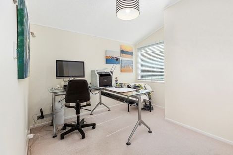 Photo of property in 11 Amapur Drive, Khandallah, Wellington, 6035