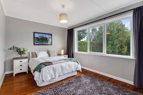 Photo of property in 14 Millbrook Road, Henderson, Auckland, 0612