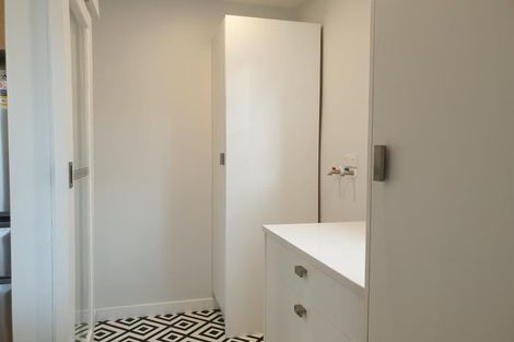 Photo of property in 40 Rua Street, Lyall Bay, Wellington, 6022