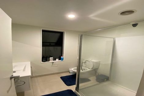 Photo of property in 15 Battalion Drive, Papakura, 2110