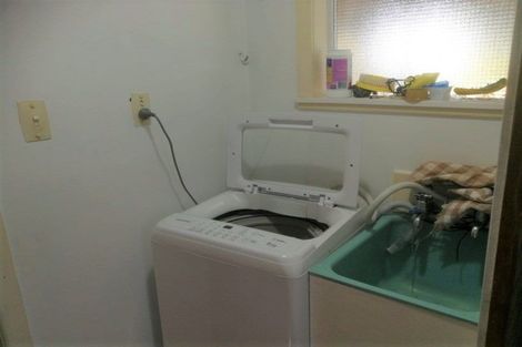 Photo of property in 2/233 Birkdale Road, Birkdale, Auckland, 0626