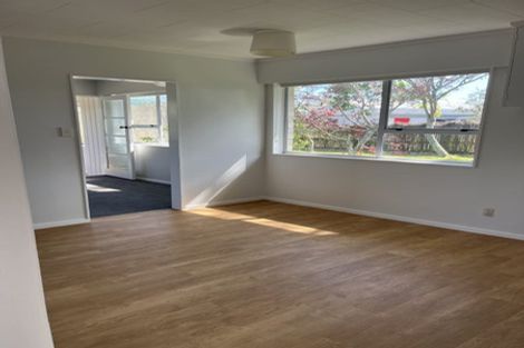 Photo of property in 27a Rimu Street, Waikanae, 5036