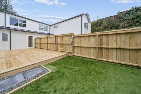Photo of property in 1/5 Tawa Terrace, Tawa, Wellington, 5028