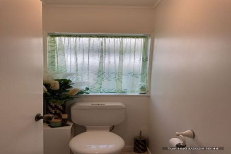 Photo of property in 2/20 Tarnica Road, Northpark, Auckland, 2013