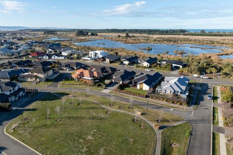 Photo of property in 33 Pegasus Main Street, Pegasus, 7612