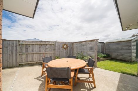 Photo of property in 10a Pegasus Place, Kelvin Grove, Palmerston North, 4414