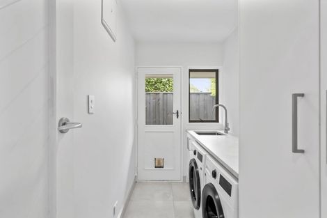 Photo of property in 56 Solway Avenue, Ilam, Christchurch, 8041