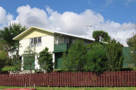 Photo of property in 39 Lavelle Road, Henderson, Auckland, 0612