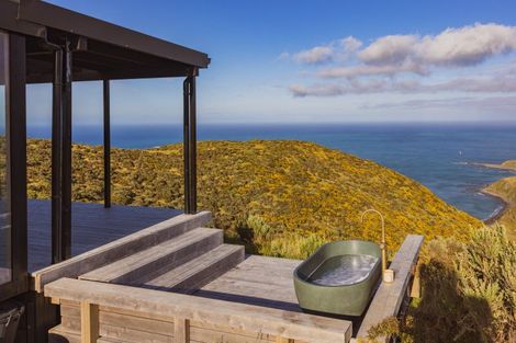 Photo of property in 74 Te Wai Komaru Way, Makara, Wellington, 6972