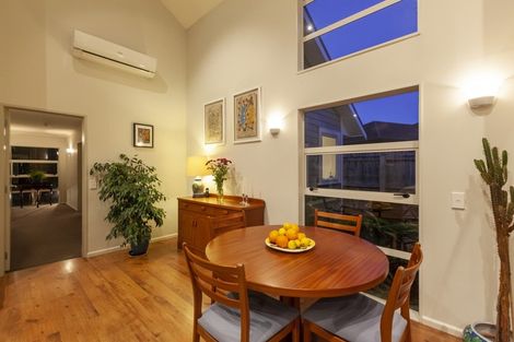 Photo of property in 37 Consort Close, Paraparaumu Beach, Paraparaumu, 5032