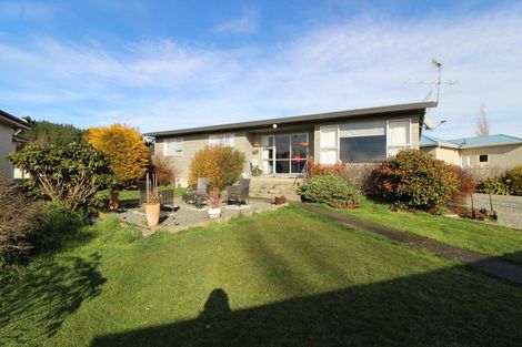 Photo of property in 10 Mccaughan Street, Browns, Winton, 9781