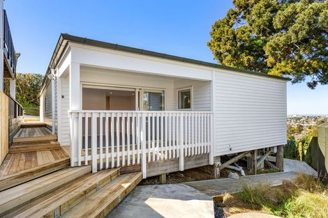 Photo of property in 229b Sunset Road, Sunnynook, Auckland, 0632