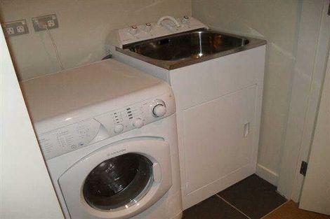 Photo of property in Portal Apartments, 7a/42 Cable Street, Te Aro, Wellington, 6011