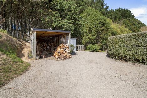 Photo of property in 338 Valley Road, Colyton, Feilding, 4775