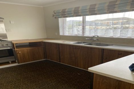 Photo of property in 43 Terry Crescent, Milson, Palmerston North, 4414