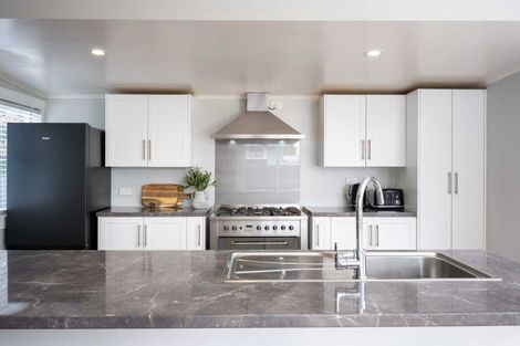 Photo of property in 706 Avenue Road West, Saint Leonards, Hastings, 4120